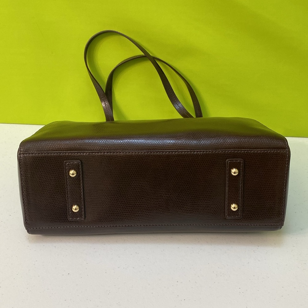 Dooney & Bourke Lizard Embossed Fanny Shoulder Bag & Slim Wristlet Set (2) pc - Picture 5 of 12